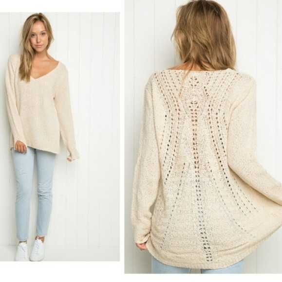 Brandy Melville Sweaters - Brand Melville Crotchet  back Knit sweater